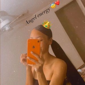 Meet your Posher, Leandra